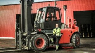 V-Stapler H120 D von Linde Material Handling im Einsatz bei Norrlands trä